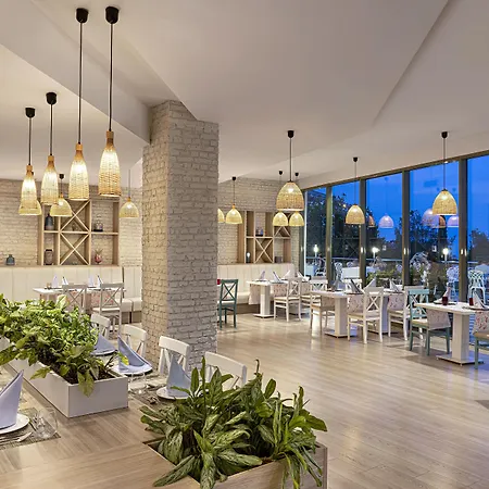Kaya Hotel