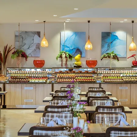 Kaya Hotel