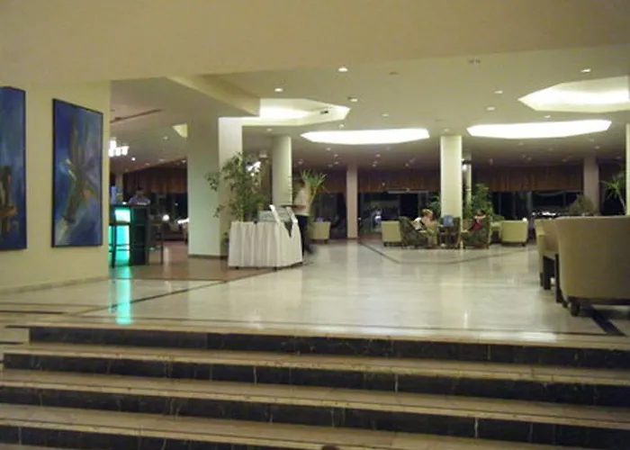 Готель Kaya 5*